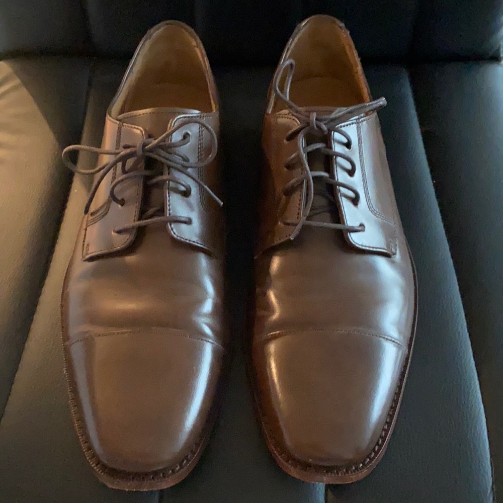 Cole Haan Men Cap-Toe Leather Derbys SIZE US 8 PRE-LOVED